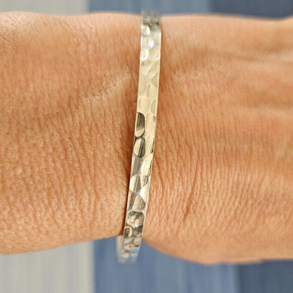 Set of 4 Sterling Silver Bangles - Picture 2 of 8